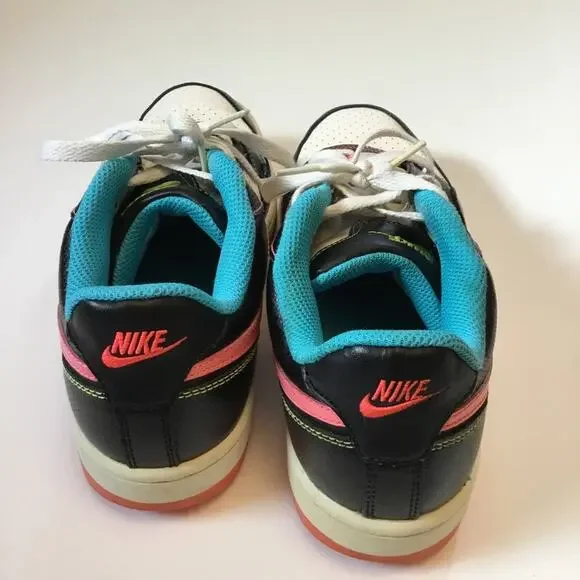 Nike Air Prestige III Blue and Pink Sneakers - Picture 9 of 9